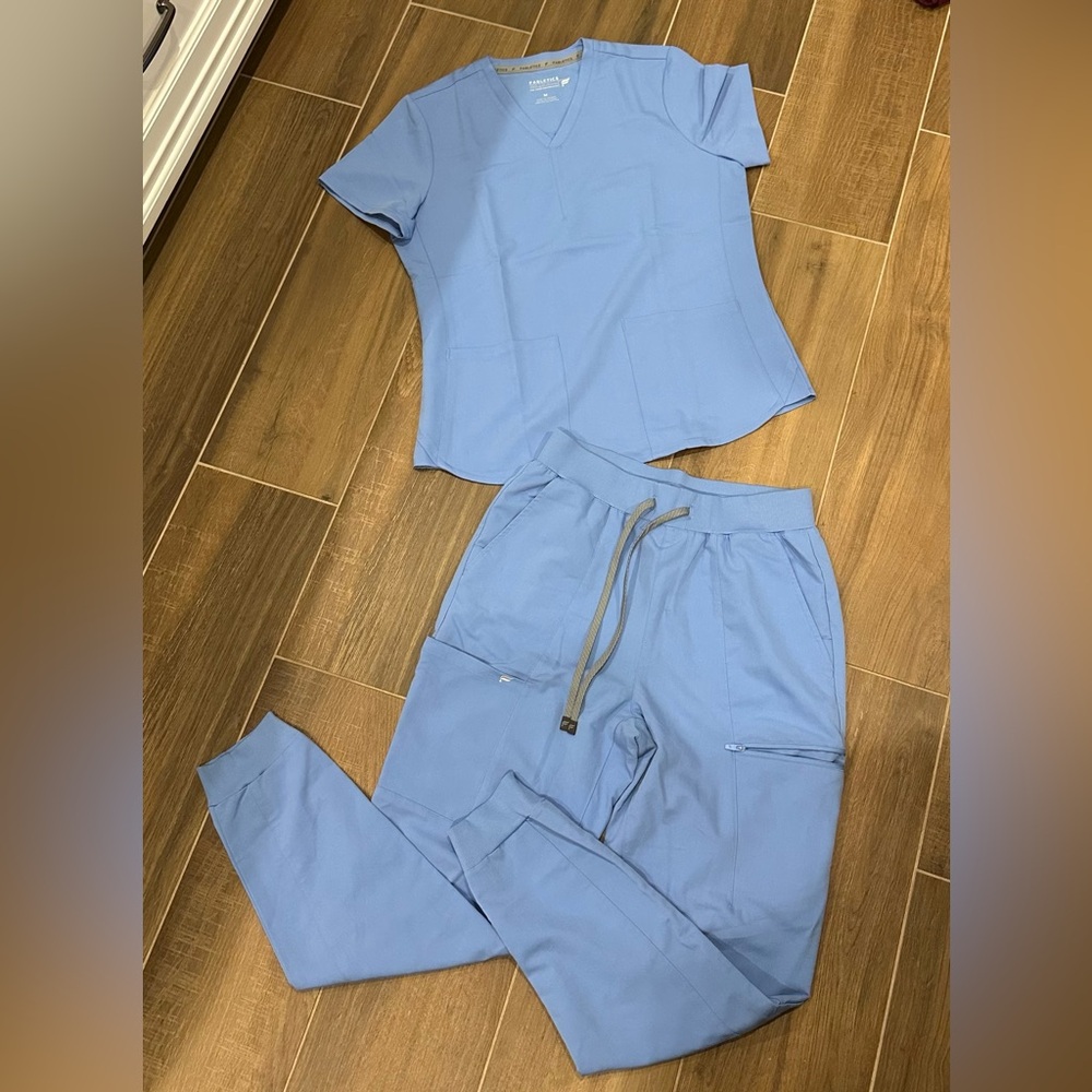 Fabletics Ceil Blue Scrub Top and Joggers Set